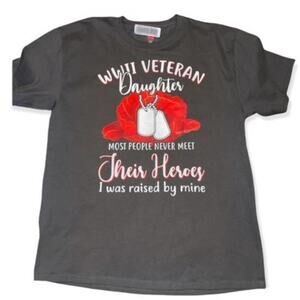 NWT WWII Veteran Daughter tee SZ L
